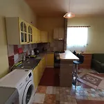 Retfoeldi Апартаменты *