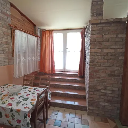 Retfoldi Apartman Apartment Zamárdi