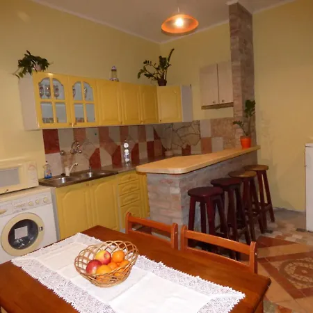 Retfoldi Apartman Apartment *